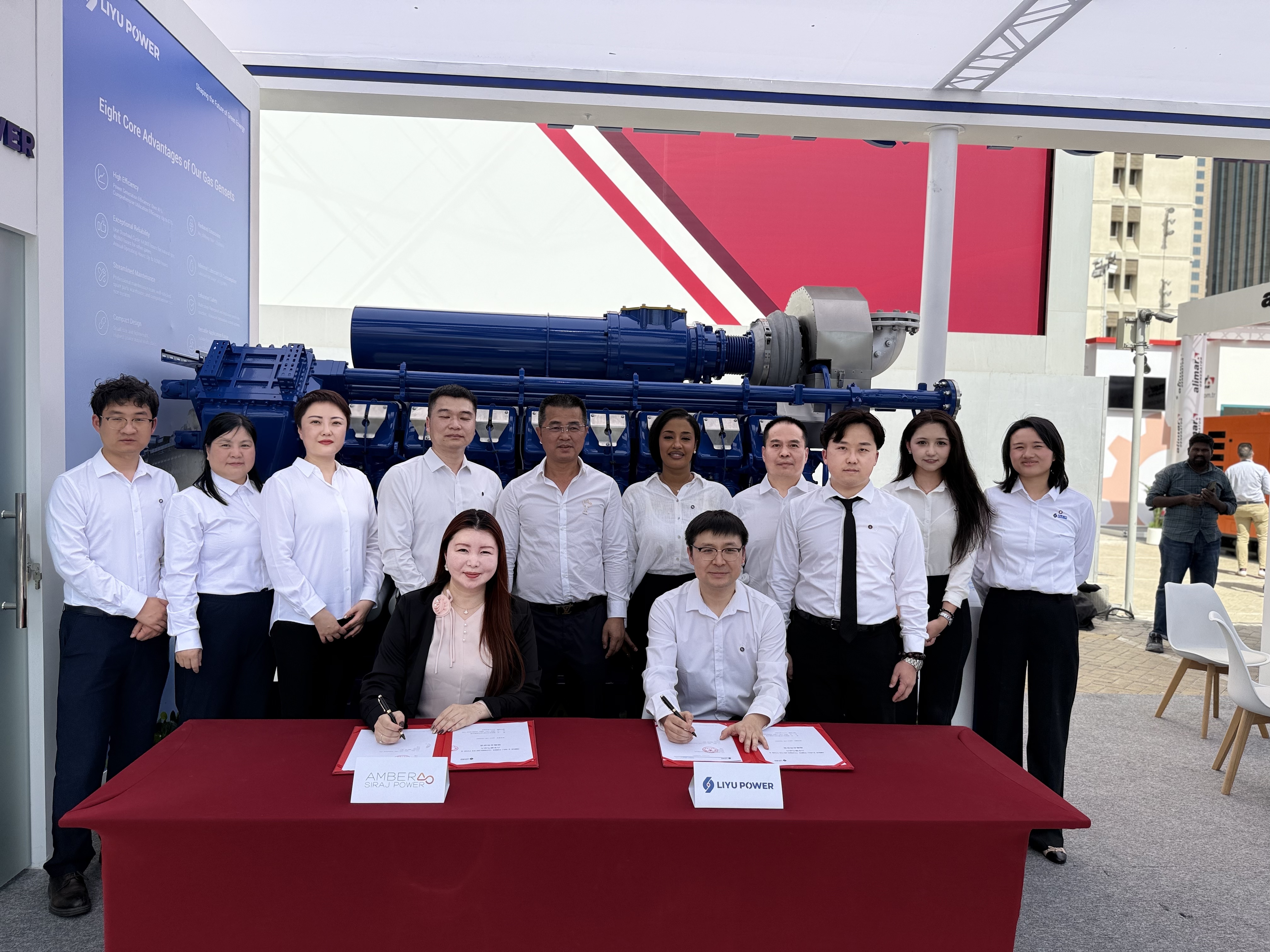 MEE25_Signing Ceremony