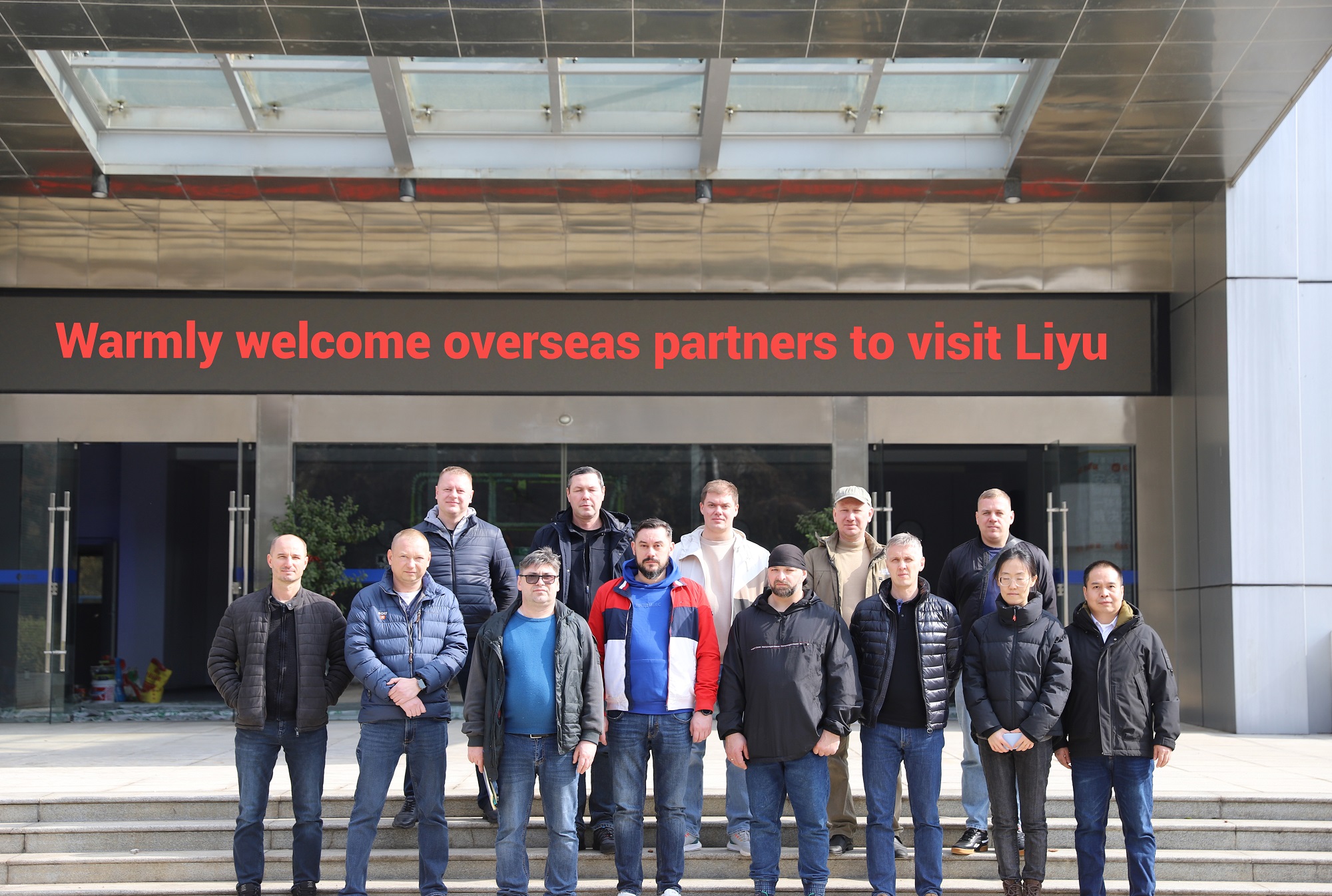 Overseas partner visit_group photo